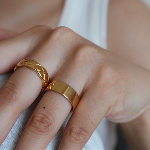 CLOSING SALE! Gold Plated Flat Band Ring - Picture 3 of 6